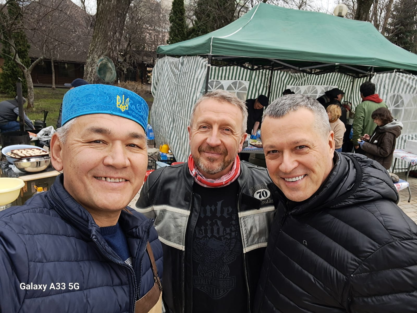 Жас волосатые жопа жеке үй трахает Мен мүшемді презервативке жұлып алдым